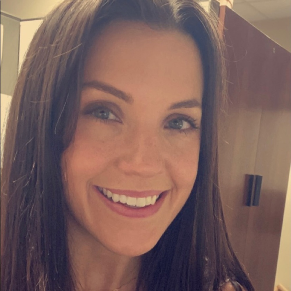 Meet your Posher, Alissa
